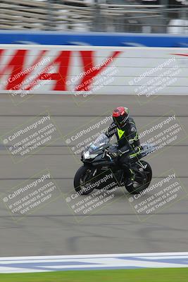 media/Oct-15-2022-Fastrack Riders (Sat) [[9a18b22502]]/Level2/Start Finish 930am/
